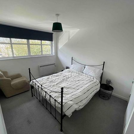 2 Bed City Centre Flat Bath Ngoại thất bức ảnh