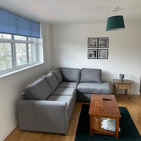2 Bed City Centre Flat Bath Ngoại thất bức ảnh